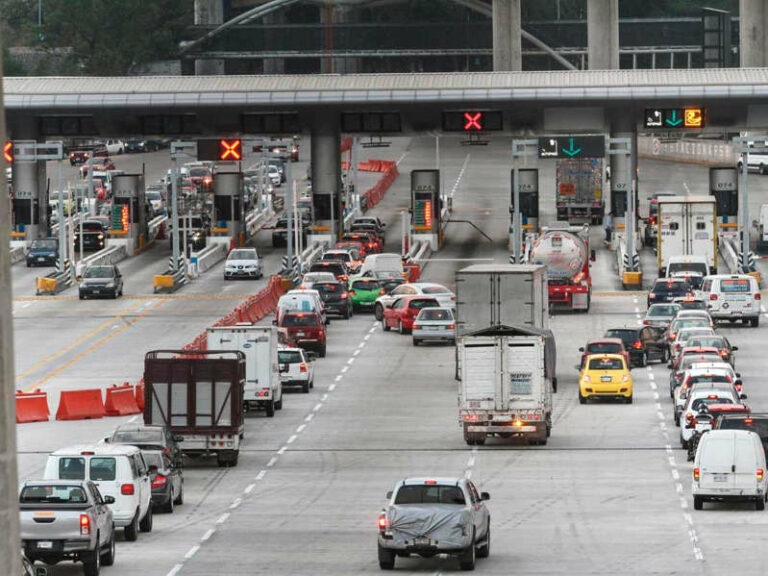 Inicia Operativo Revolución 2021 en todas las autopistas por fin de semana largo Inicia Operativo Revolución 2021 en todas las autopistas por fin de semana largo