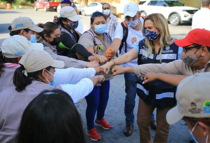 Para Lili Campos, presidenta de Solidaridad, lo importante de estas fechas es pasar tiempo con la familia. Desea felices fiestas a los playenses
