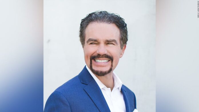 Locutor cristiano antivacunas de Texas, muere de COVID-19 1