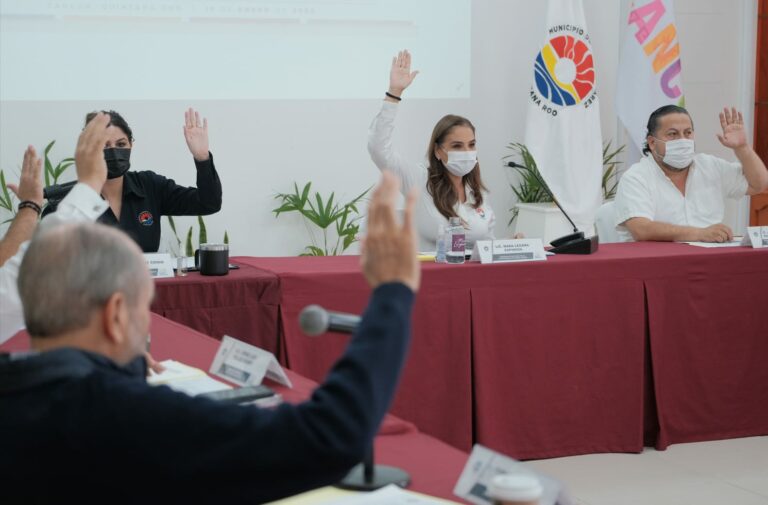 Cancún instala Consejo de Premiación para 10ª entrega de Medalla al Mérito Ciudadano “Sigfrido Paz Paredes” 2022