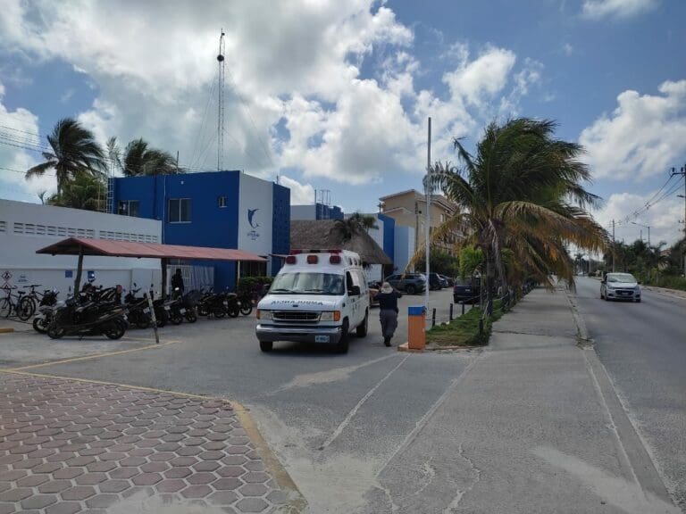 Muere hombre cuando practicaba buceo en Puerto Juárez