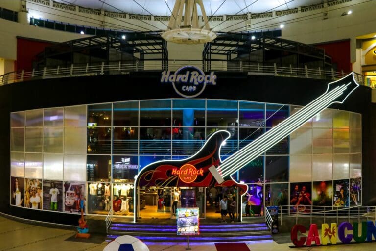 Reabre el restaurante Hard Rock Café en Cancún