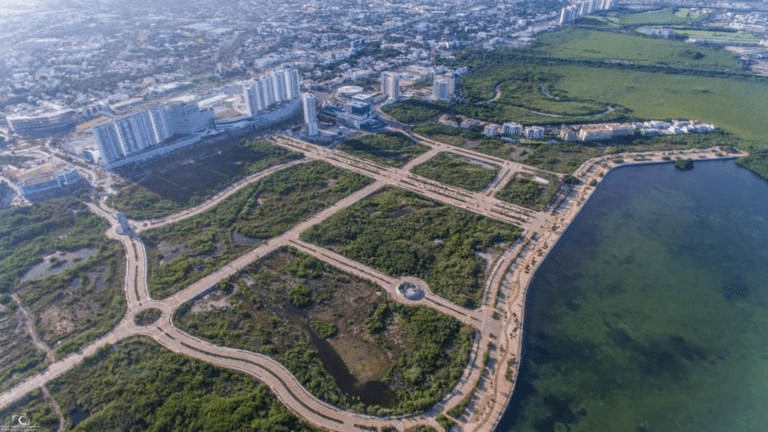 Interponen amparos para frenar proyecto de puente sobre la laguna Nichupté
