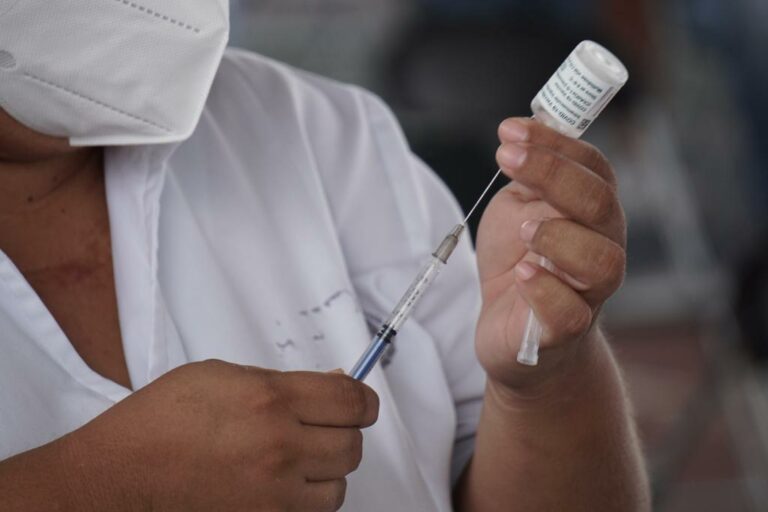 Vacunas de COVID-19 en Cancún