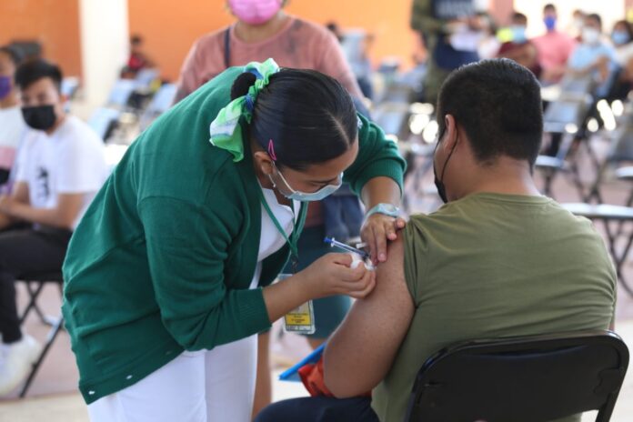 Continúan las jornadas de vacunación en Quintana Roo