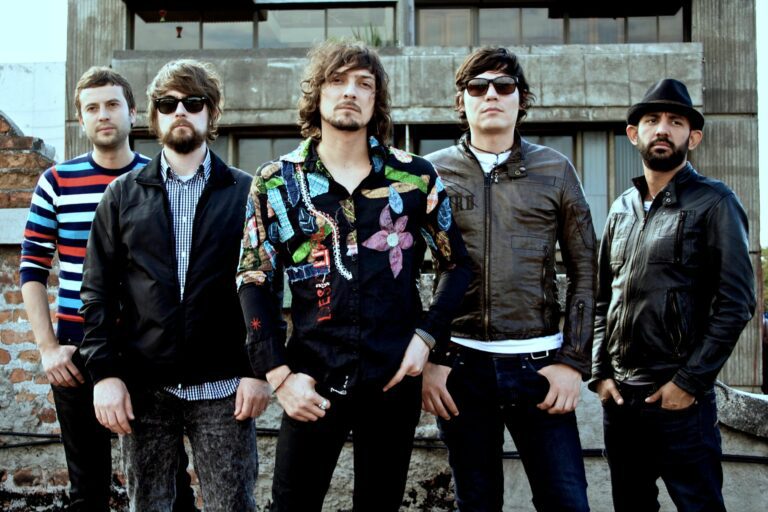 Zoé llega a Cancún con su tour "Sonidos de Karmática Resonancia"