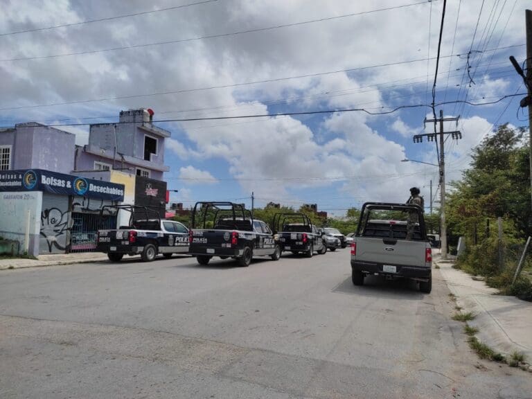 Un sujeto ha sido ejecutado en calles de la Región 253 de Cancún, en el fraccionamiento Galaxias del Sol. Se investigan las causas.