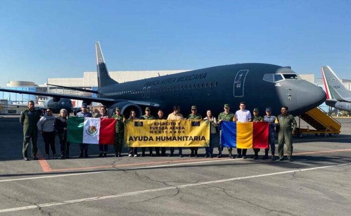 Avión con mexicanos que huyeron de Ucrania regresa este jueves