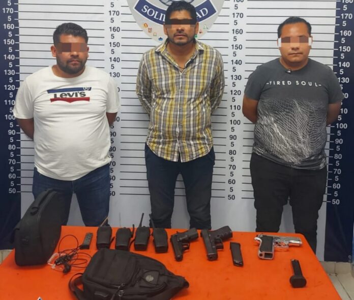 Detienen a tres sujetos armados en la colonia Guerrero, Playa del Carmen