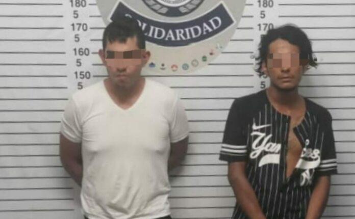 Los sorprenden intercambiando droga y son detenidos en la Colosio de Playa del Carmen