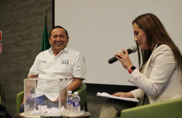 Quiero instalar un gobierno donde todos funcionemos como ‘socios’: Nivardo Mena