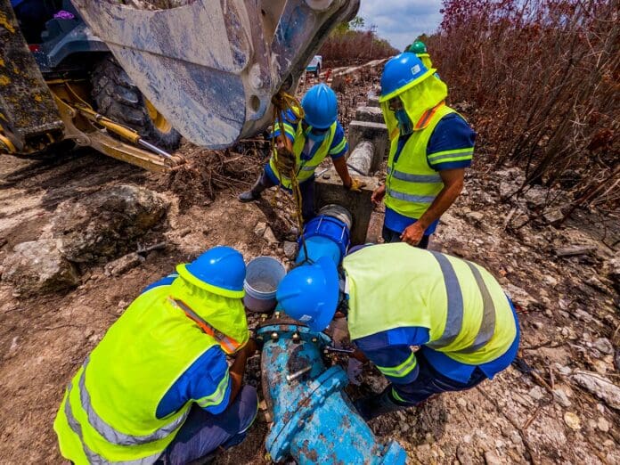 ANTE LA TEMPORADA DE HURACANES, ANUNCIA AGUAKANMANTENIMIENTO PREVENTIVO EN RED DE AGUA POTABLE DEPLAYA DEL CARMEN