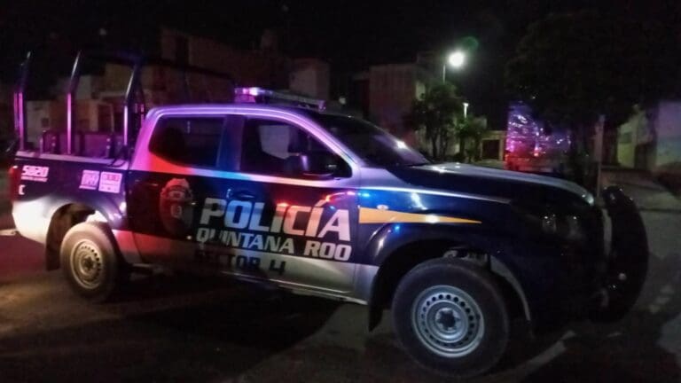 Encuentran cuerpo 'ensabanado' en Villas del Mar 3 en Cancún 