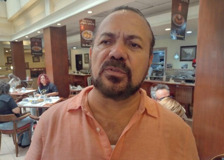 Ricalde no descarta unirse a la bancada de Morena en el Congreso local￼