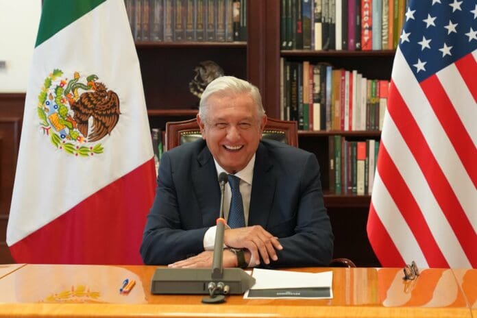 AMLO va por LEY DE CONFIANZA para iniciar obras sin autorización gubernamental