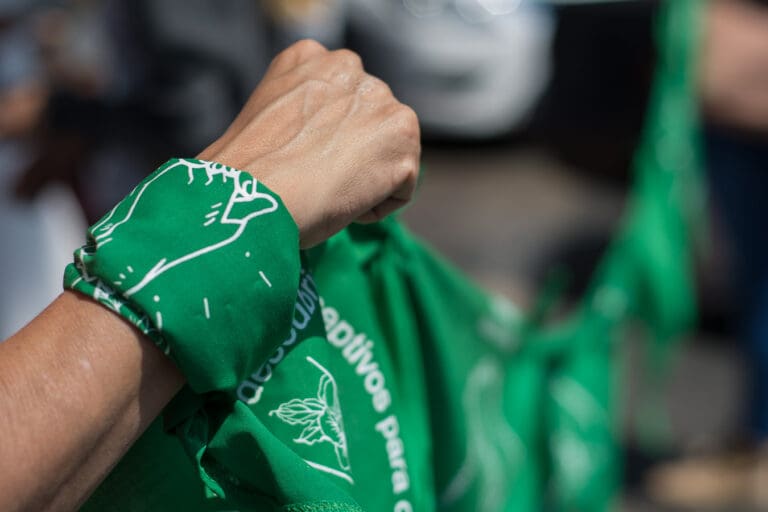 Interponen amparo 94 mujeres quintanarroenses para tener acceso al aborto voluntario