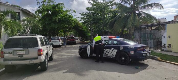 Arde casa en Playa del Carmen; dueño acusa a inquilina de provocar incendio