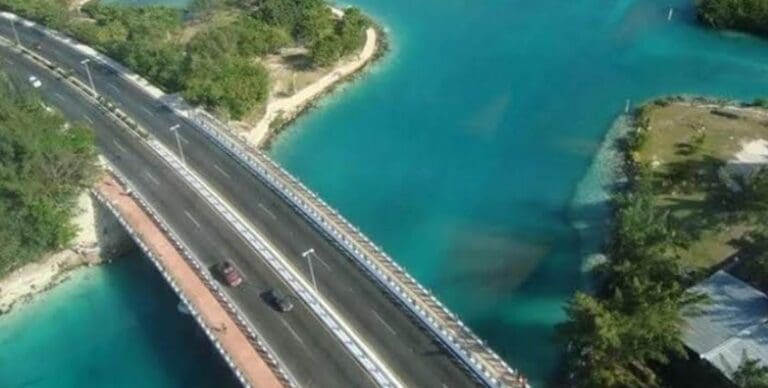 Según un experto en la construcción de estructuras en ambientes marinos, si se usan materiales de calidad puente Nichupté duraría décadas