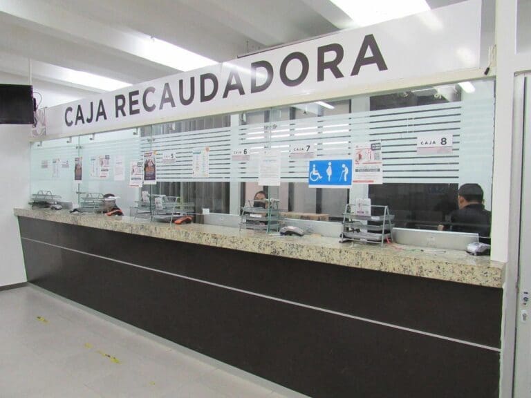 MANTIENE HORARIO NORMAL DE ATENCIÓN DE CAJAS EN AYUNTAMIENTO DE BJ 