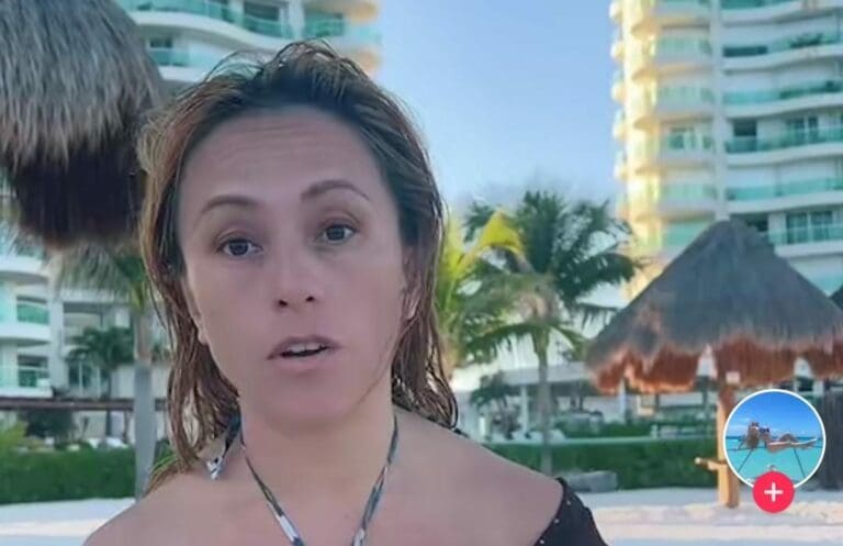 Video: Madre de niño con discapacidad acusa discriminación en playa de Cancún