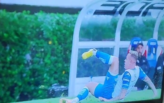 Jugador del Puebla sufre escalofriante lesión durante encuentro