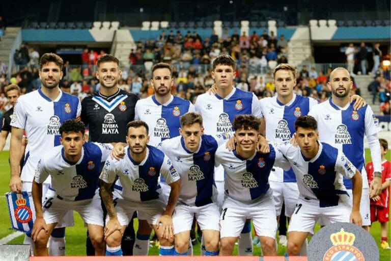 En duda promoción turística de “Riviera Maya” en playera del Espanyol 