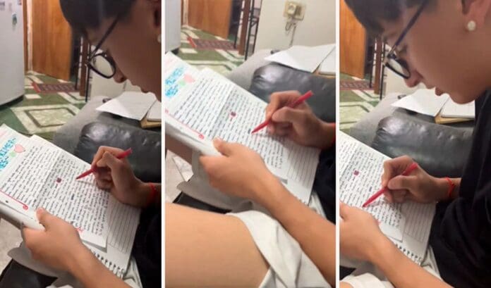 Joven le regala carta de amor a su novio y él se pone a corregirle la ortografía