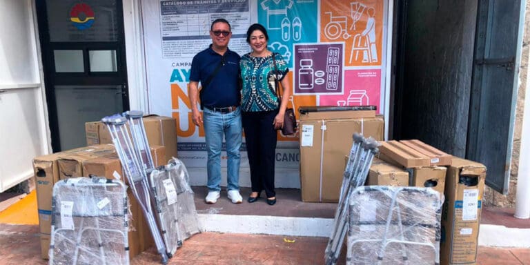 CON APOYOS FUNCIONALES AYUDAMOS A QUIENES MÁS LO NECESITAN ANA PATRICIA PERALTA