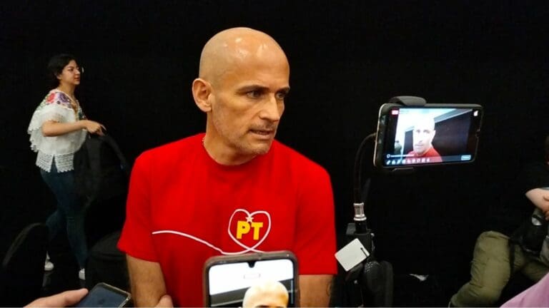 Propuesta de cobrar 2% a repartidores será modificada por la Decimoséptima Legislatura, dijo Hugo Alday Nieto.