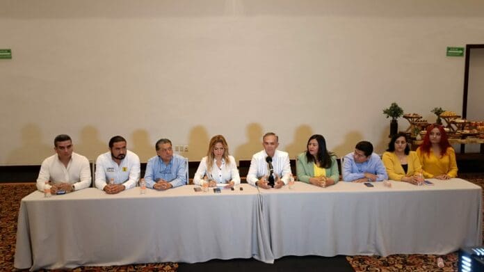 Promueve Miguel Ángel Mancera gobierno de coalición en Quintana Roo  