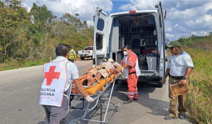 Derrapa motociclista y termina con múltiples lesiones, en Felipe Carrillo Derrapa motociclista y termina con múltiples lesiones, en Felipe Carrillo Puerto