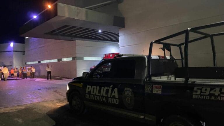 Balean a ex agente ministerial en la Región 218 de Cancún; muere en el hospital
