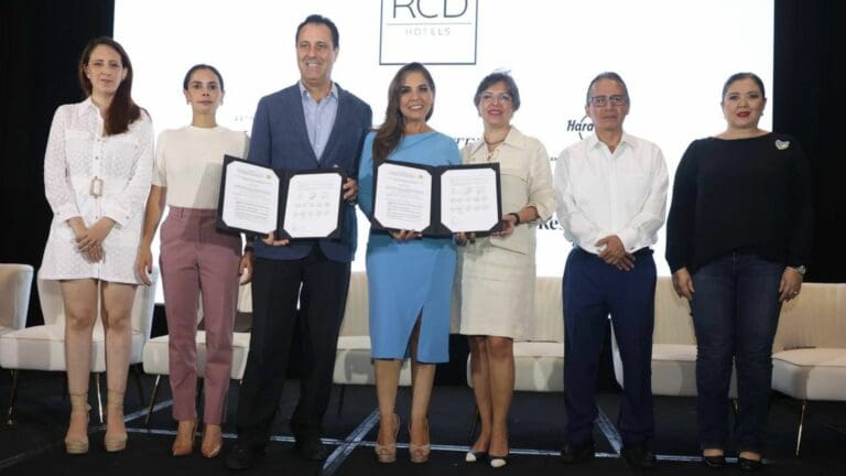 En Cancún, la niñez se protege: Ana Paty Peralta