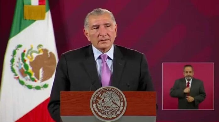 El secretario de Gobernación lamentó que exista una campaña de odio contra AMLO, y que incluso le desearan la muerte.