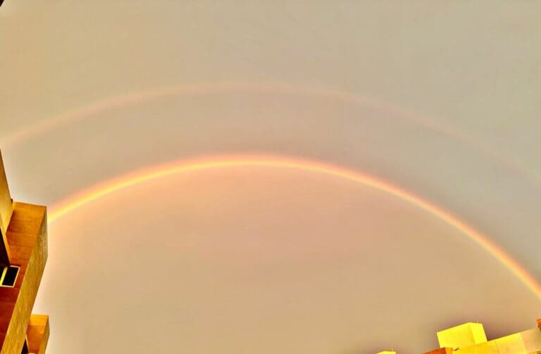 Sorprende arcoíris doble a cancunenses