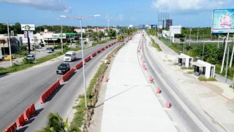 Anuncian ajuste vial en Distribuidor Aeropuerto de Cancún; afecta vía en ambos sentidos