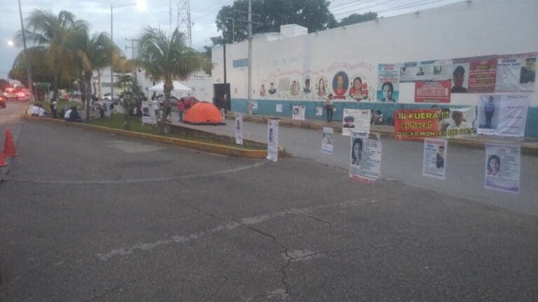 Protestan Madres Buscadoras a tres años de la desaparición de Francisca Mariner; montan campamento Protestan Madres Buscadoras a tres años de la desaparición de Francisca Mariner; montan campamento