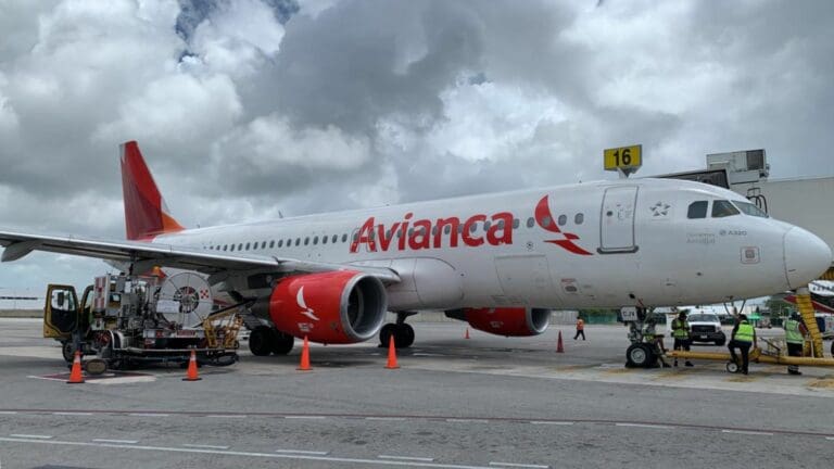 Inicia operaciones el vuelo Quito-Cancún de la aerolínea Avianca
