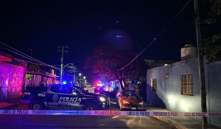 Deja ataque armado un muerto y dos heridos en la Región 235 de Cancún