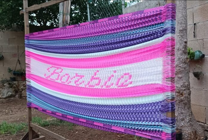 Artesana Yucateca Crea Una Hamaca Inspirada En Barbie