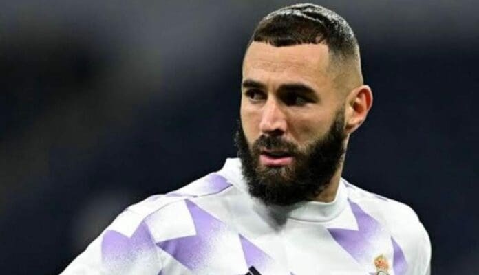 Luego de manifestar su apoyo a Gaza, Karim Benzema ha sido insultado, acusado de nexos con terroristas y piden que le quiten su nacionalidad.