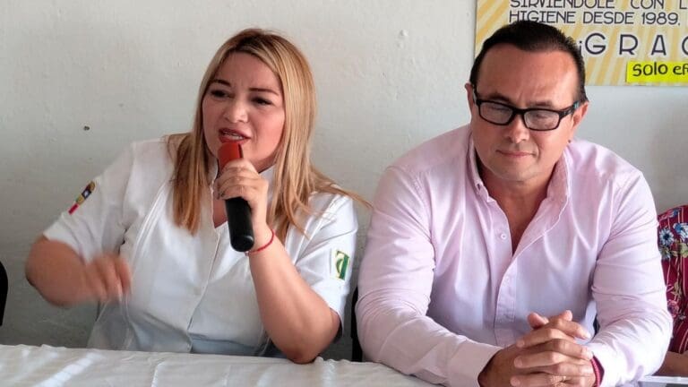 Deja Erika Castillo su cargo en el gobierno estatal para buscar la dirigencia del sindicato de taxistas de Cancún