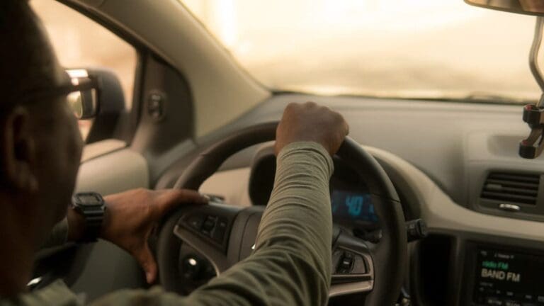 El gobierno estatal y Uber firmarán este día un convenio para que todos los vehículos de la plataforma queden conectados al C5.