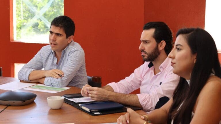 El secretario Bernardo Cueto destacó que la entidad trabaja para captar más turismo proveniente de Asia y Medio Oriente.