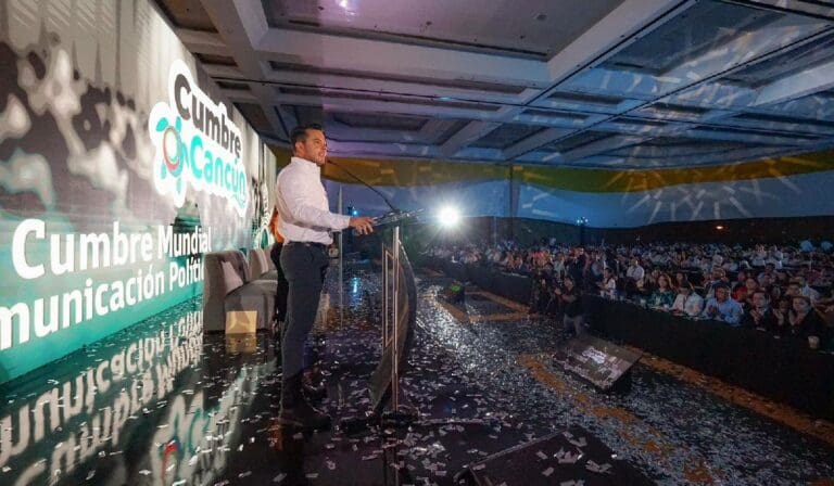 Inaugura Pablo Bustamante, en Cancún, la XIX Cumbre Mundial de Comunicación Política
