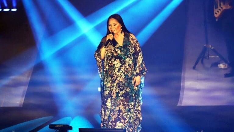 Ana Gabriel se presentará en Cancún este 24 de marzo; boletos van de los 700 a los 3 mil 600 pesos
