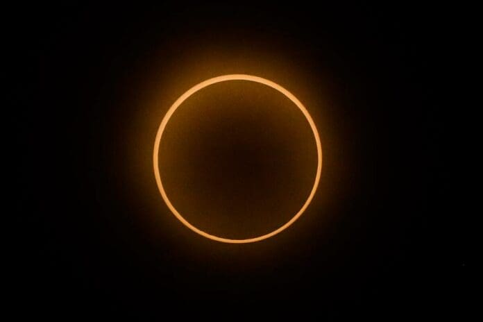 Eclipse Solar 2024 ¿Qué efectos puede tener el evento astronómico para la salud?