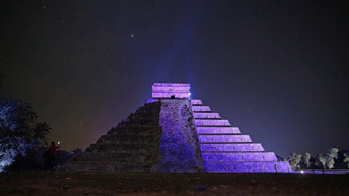 Explorarán con “rayos cósmicos” el interior de la pirámide de Kukulkán, en Chichén Itzá