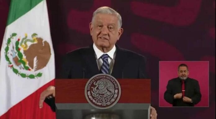 El presidente de la república Andrés Manuel López Obrador (AMLO) negó que su gobierno extorsione a Ricardo Salinas Pliego.