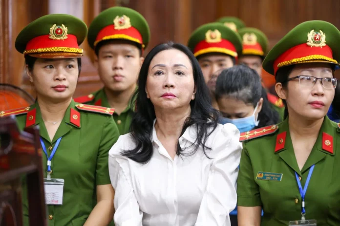 Vietnam condena a muerte a una empresaria por el mayor caso de fraude del país